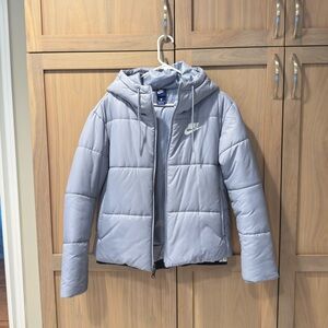 Nike Women’s Puffer Jacket Size M
